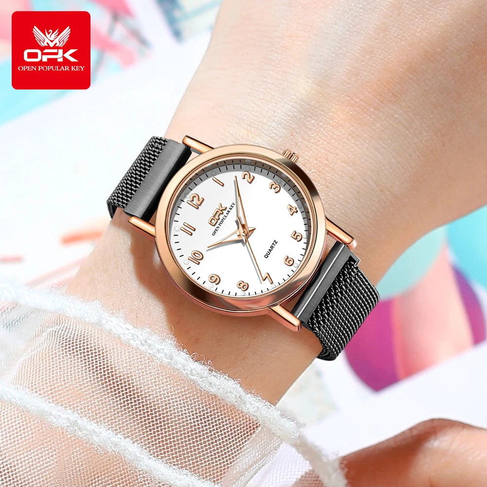 Women’s Elegant Mesh Strap Quartz Watch