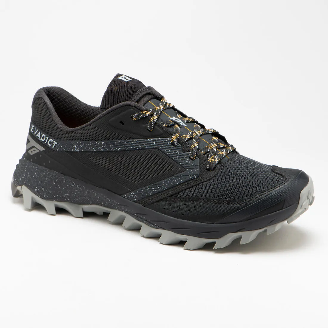 XT8 men's trail running shoes